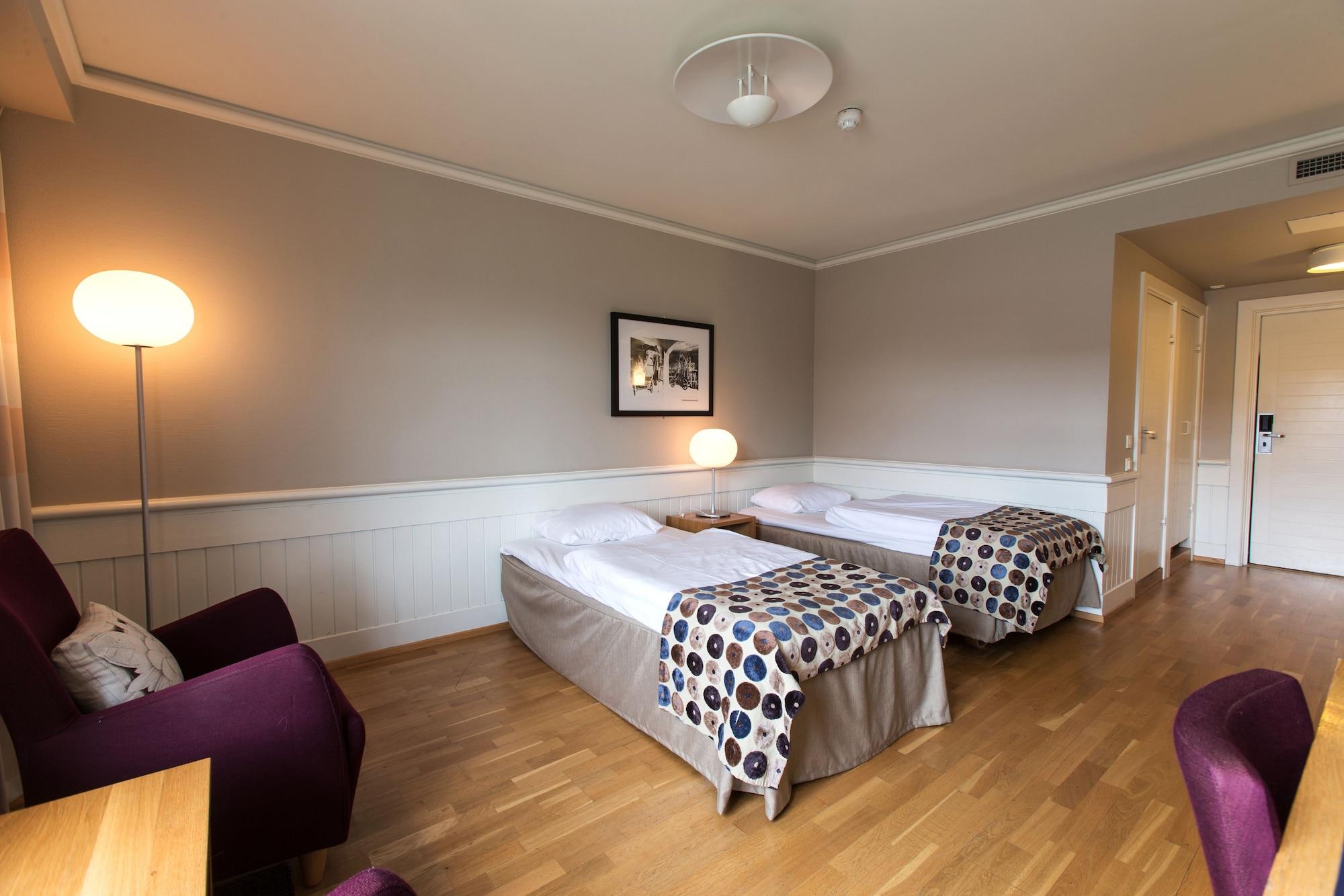 Home Hotel Tollboden Драмен Екстериор снимка