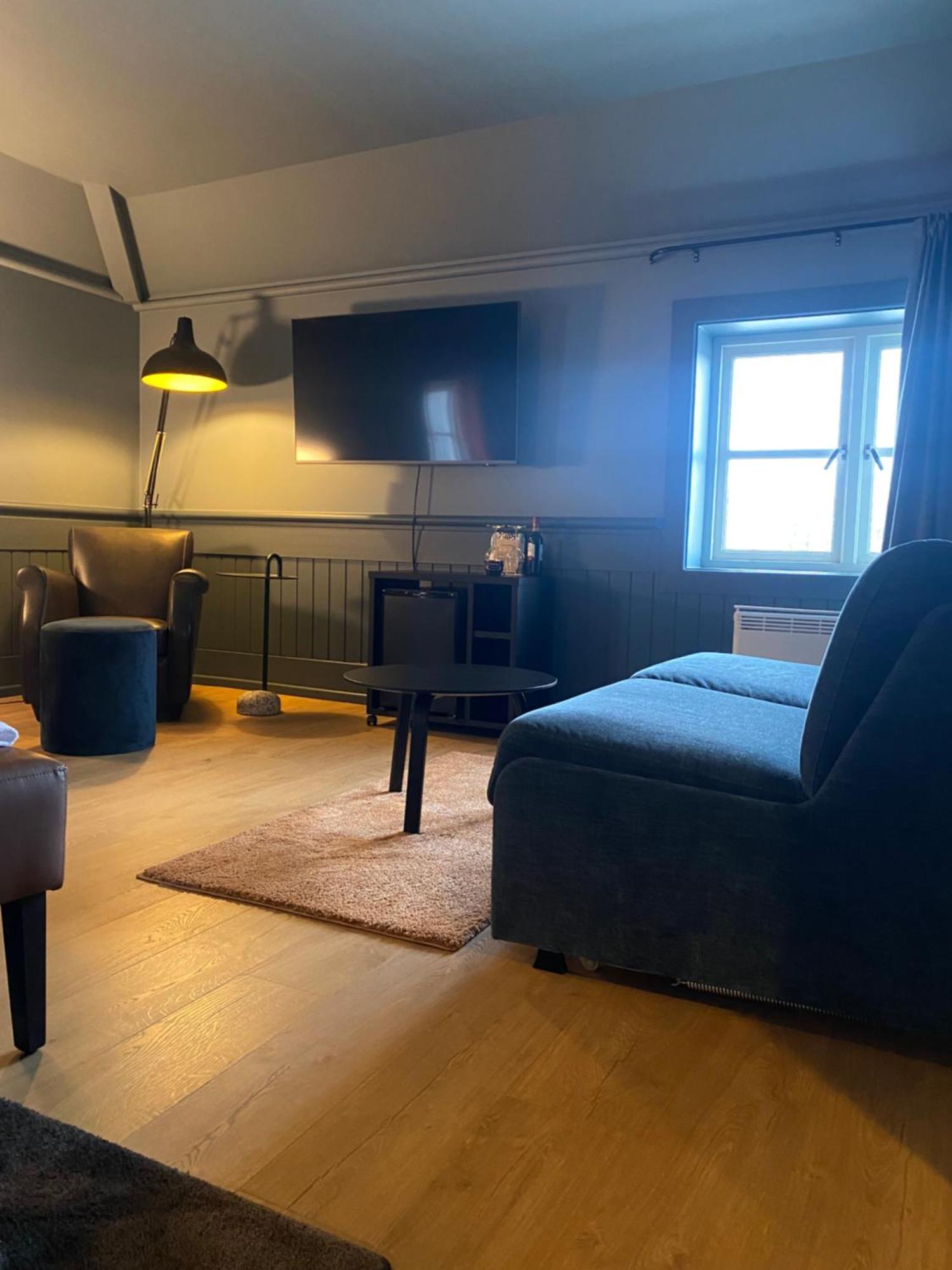 Home Hotel Tollboden Драмен Екстериор снимка