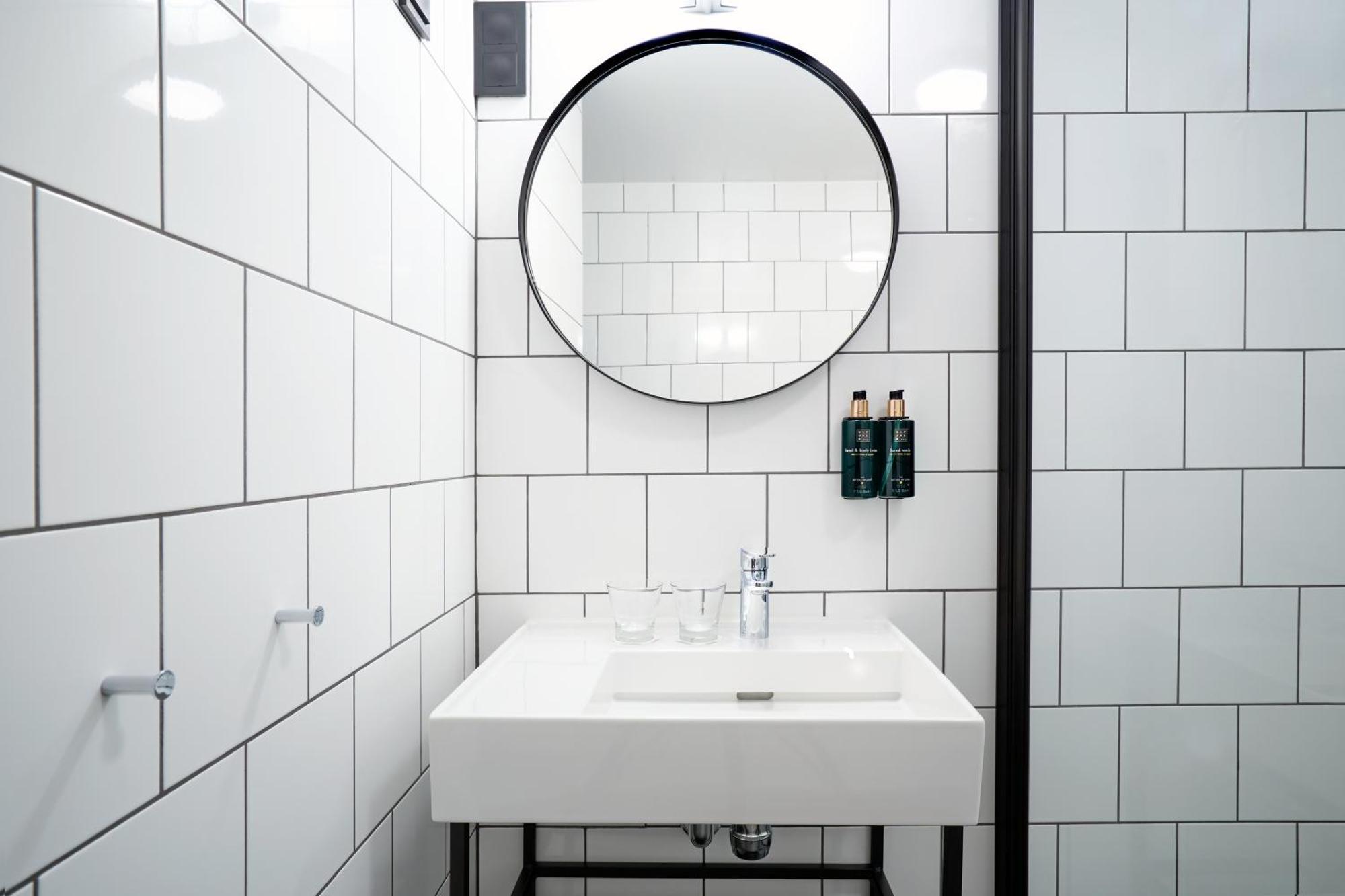 Home Hotel Tollboden Драмен Екстериор снимка
